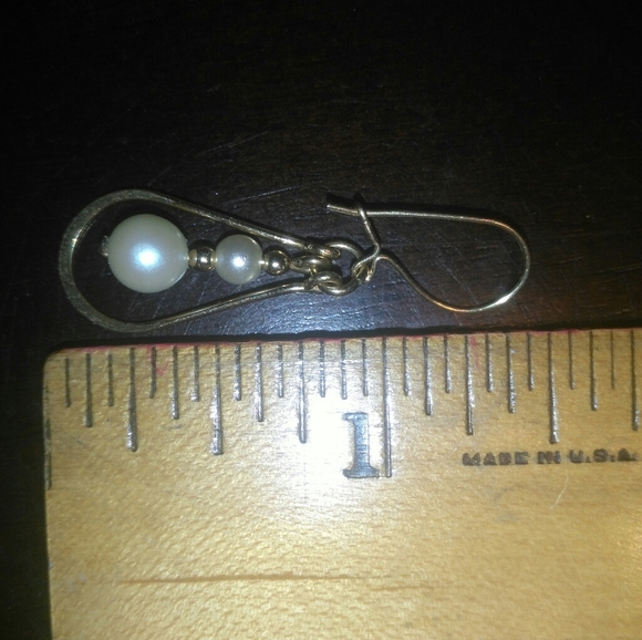 Drop Gold & Pearl earrings - Picture 4 of 8